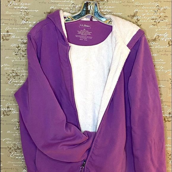 L.L. Bean Jackets & Blazers - LL Bean women’s fleece lined jacket